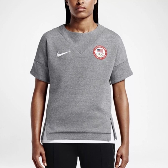 Nike Tops - NEW Nike Tech Fleece size XS